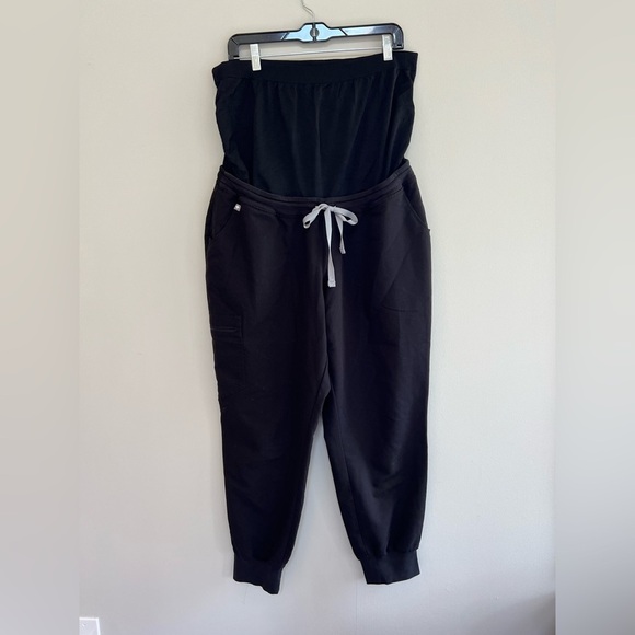 FIGS Zamora Maternity Jogger Scrub Pants in Black, size XL/P - Picture 2 of 9